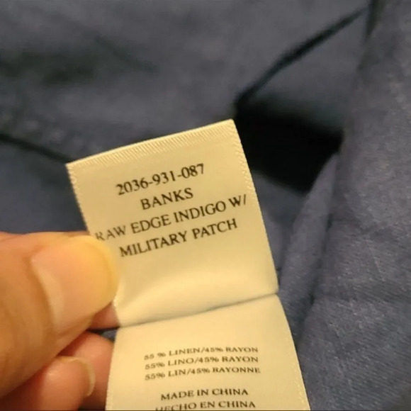 Rails Women's Blue Banks Raw Edge Indigo with Military Patch Button Down Shirt S - Picture 10 of 10